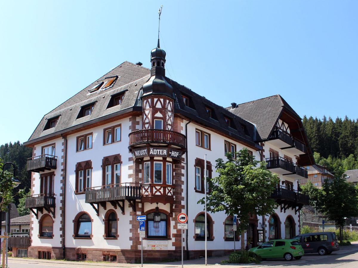 Hotel Neustadter Hof Titisee-Neustadt Bagian luar foto